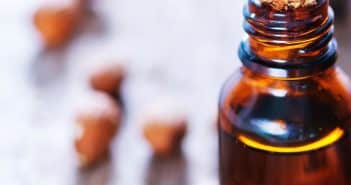 Quelle huile neutre pour les huiles essentielles ?
